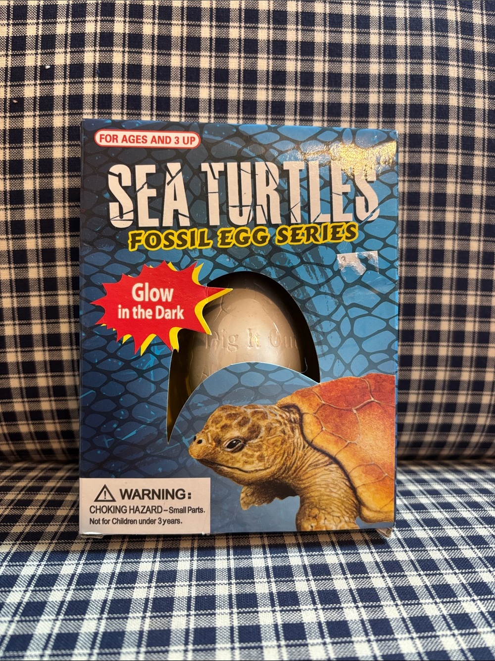 Sea Turtles Fossil Egg - Glow-in-the-Dark (Green)
